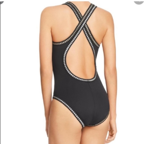 NWT La Blanca Black Slimming One Piece Swimsuit - Picture 3 of 10